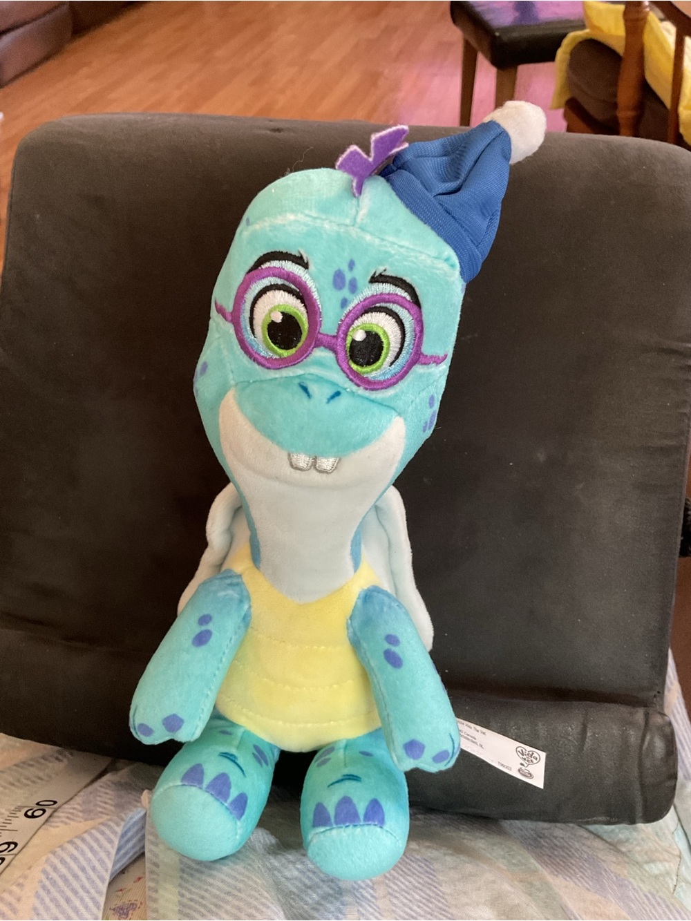 VIDA THE VET TURTLE PLUSH TOY BY SPINMASTER 8”